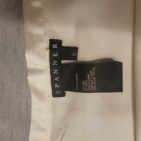 Long white skirt - Picture 4 of 8